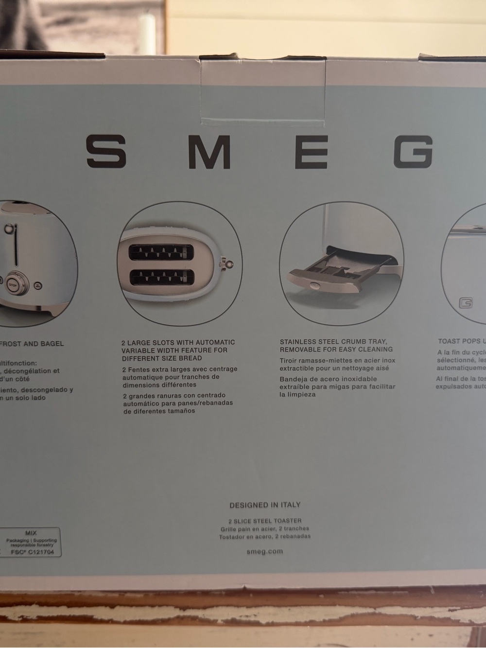 NEW in Box SMEG Navy 2-slice Toaster - Picture 3 of 5